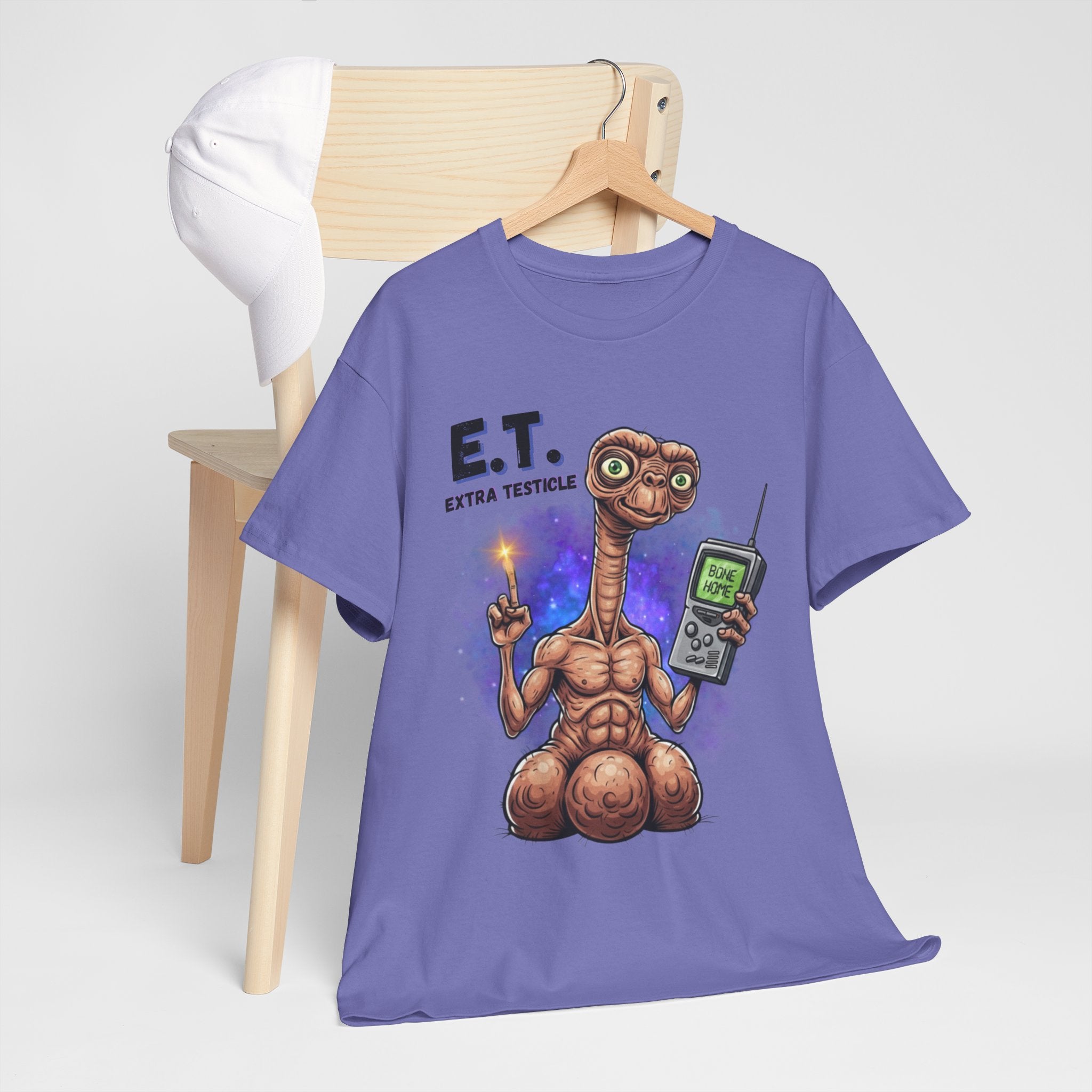 Retro Nostalgic Alien Illustration Tee | Sci-Fi Space Shirt