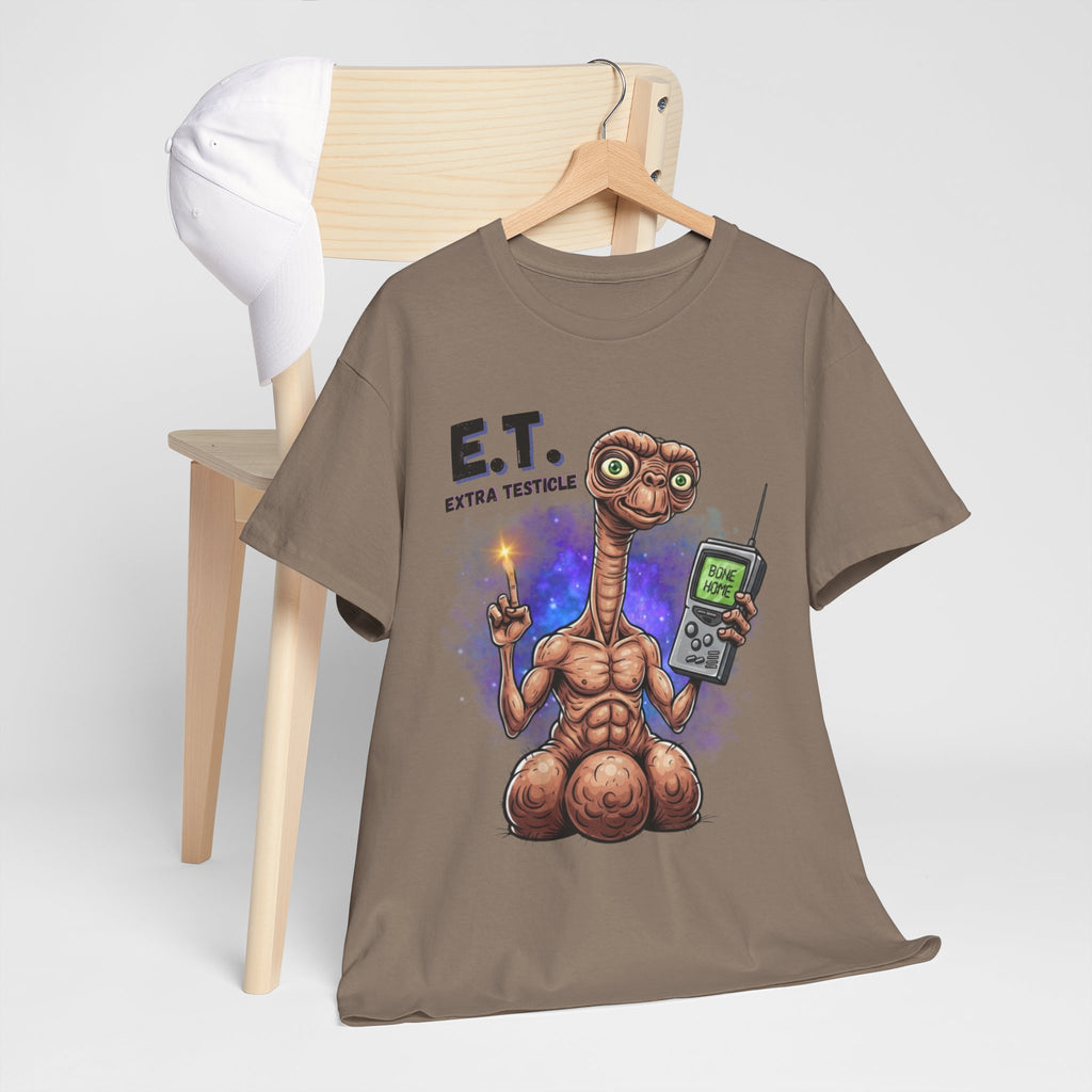 Retro Nostalgic Alien Illustration Tee | Sci-Fi Space Shirt