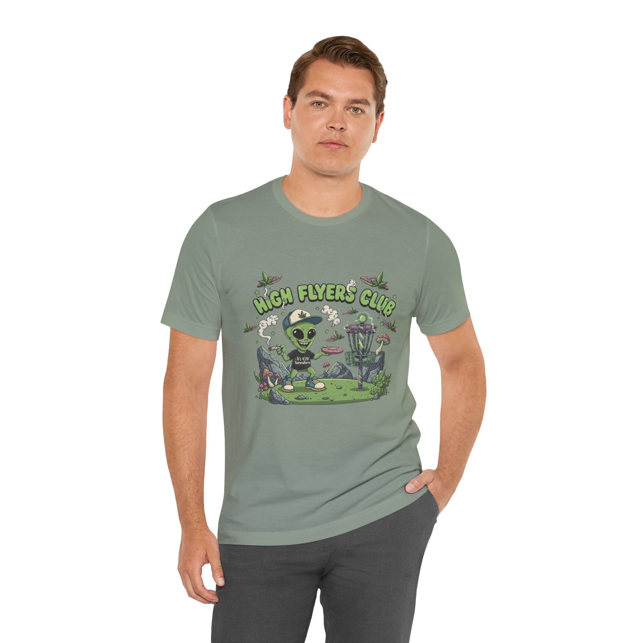 Stoner Alien High Flyers Disc Golf Tee, Funny Unique Space Tee, Cool Graphic Tee for Disc Golf Lovers, Gift for Sport Enthusiasts, Unique